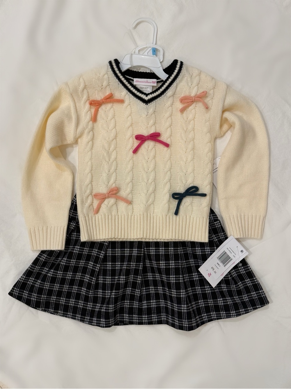 Bonnie Jean NWT Girls 2pc Bow Sweater & Plaid Skirt Set Size 5